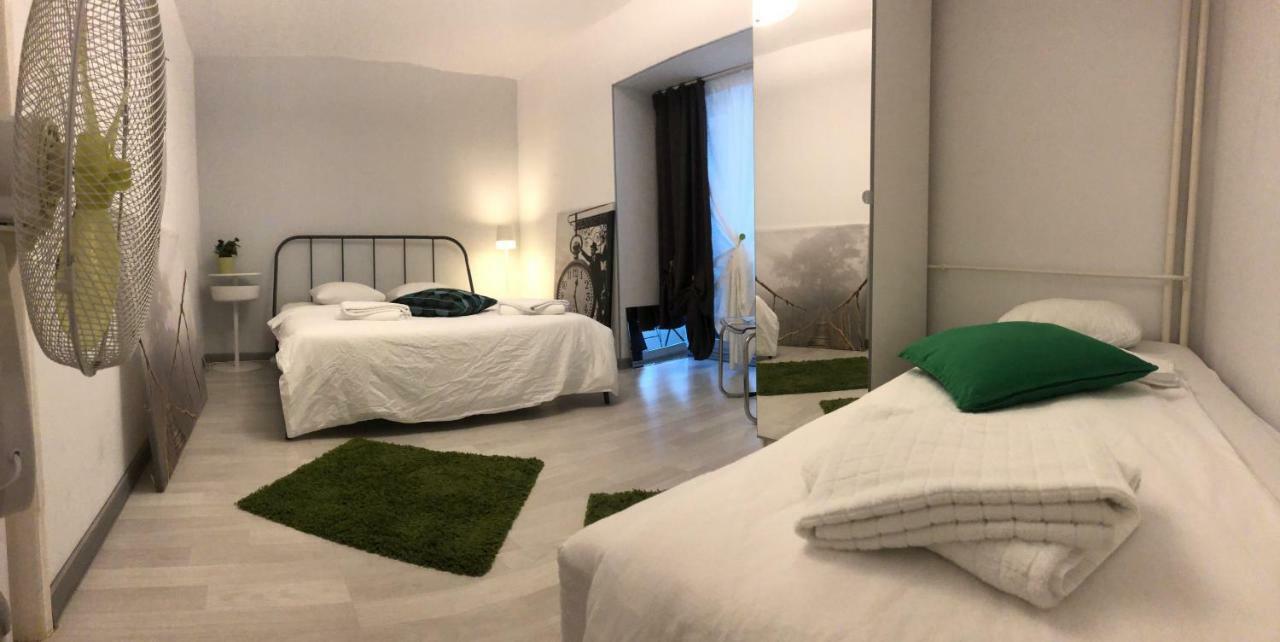Green Apartment With Terrace 12 Bucareste Exterior foto